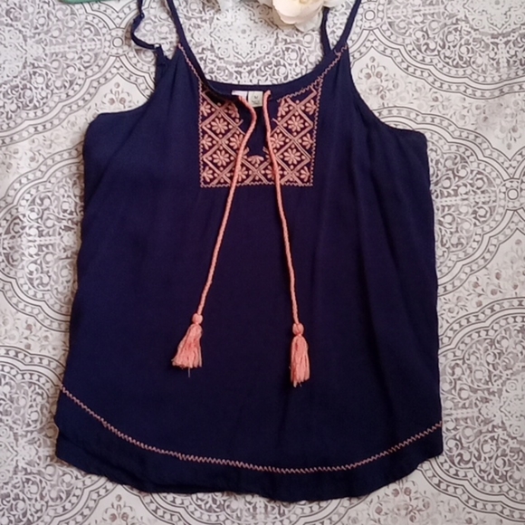 Alya flowy tank top - Picture 1 of 13